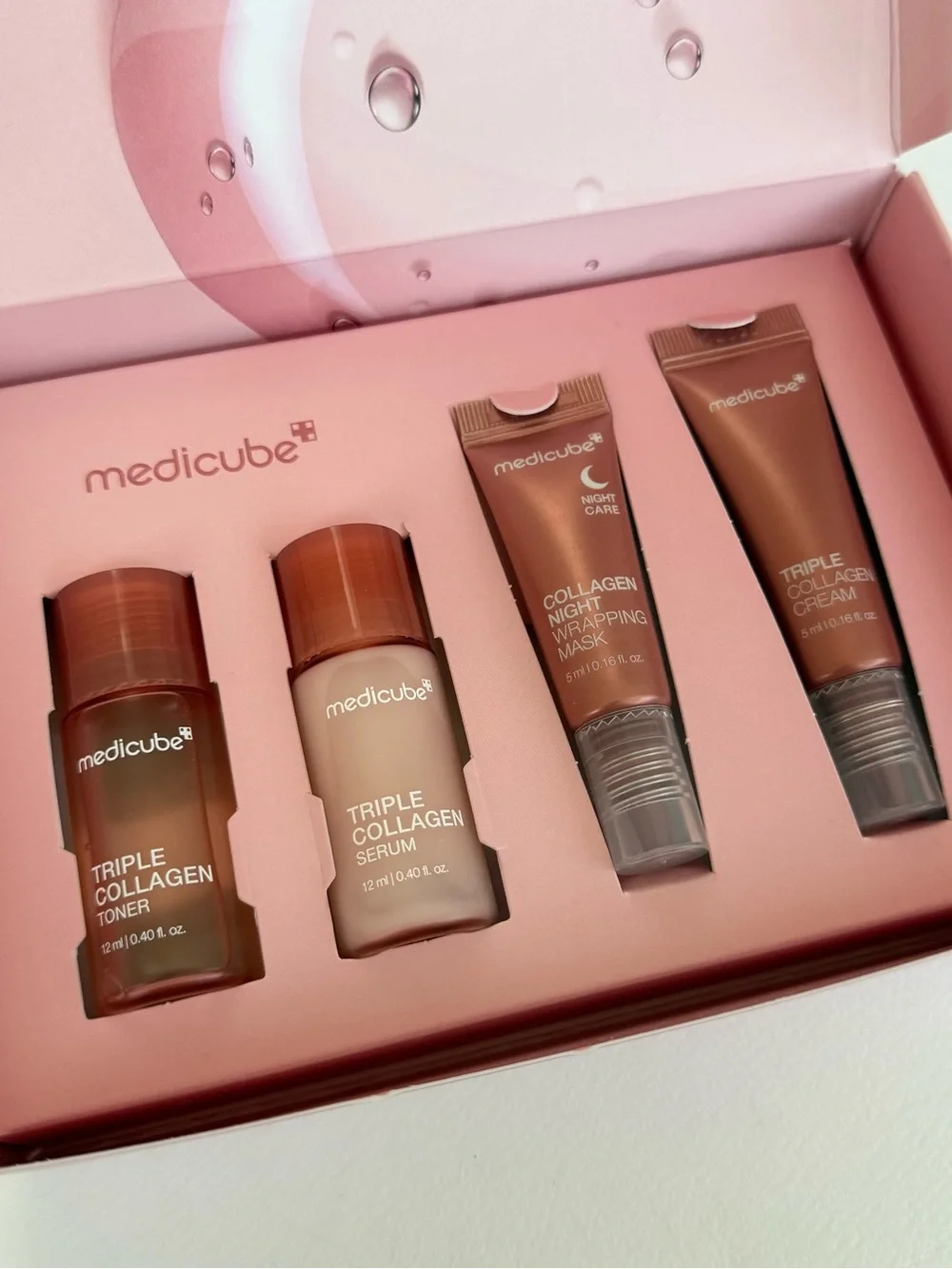 Medicube Collagen Glow Trial Kit. New!